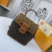 Louis Vuitton AAA+Backpack #9127451