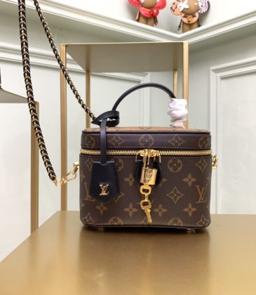2020 Louis Vuitton Monogram Reverse Cosmetic Bag #99116641