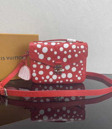 Louis Vuitton AAA+ Handbags #A22962