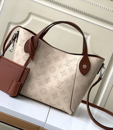 Louis Vuitton Tote Mahina AAA+ Handbags #999926154