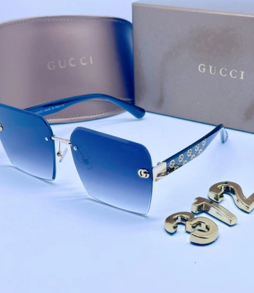 Gucci Sunglasses #999937544