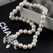Chanel necklaces #9127494