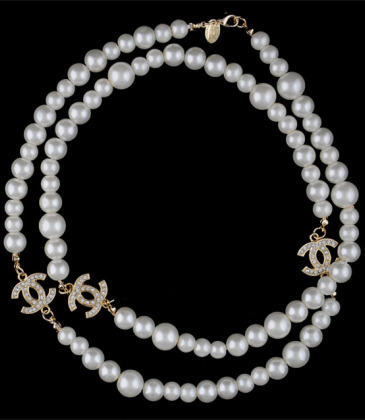 Chanel necklaces #9127501