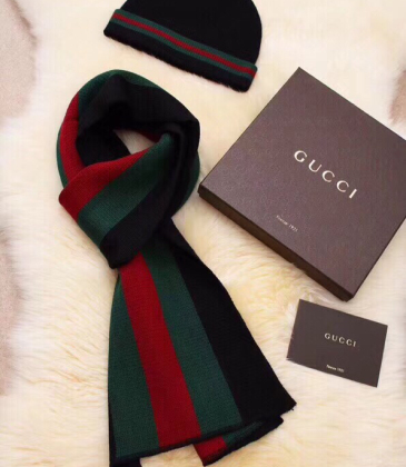 Gucci Winter hats & Scarf Set #9111594