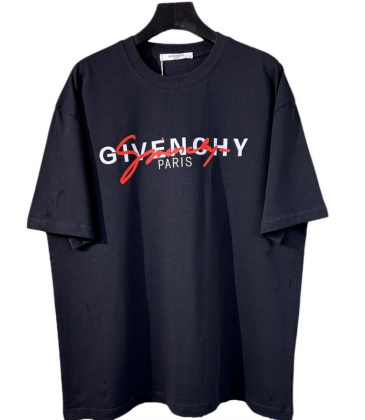 Givenchy T-shirts for MEN #999934469