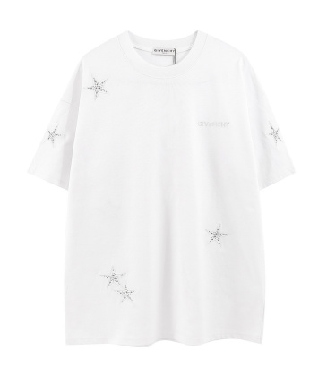 Givenchy T-shirts for MEN #A22706