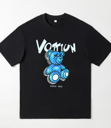 Louis Vuitton T-Shirts for MEN #999937640