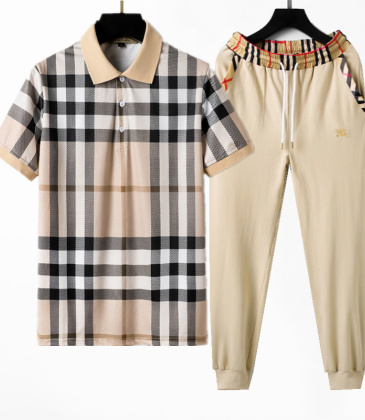 Burberry Tracksuits for Burberry Short Tracksuits for men #999921627