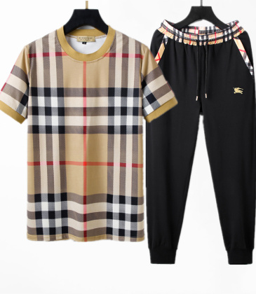 Burberry Tracksuits for Burberry Short Tracksuits for men #999921650