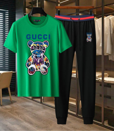 Gucci Tracksuits for Gucci short tracksuits for men #A25749