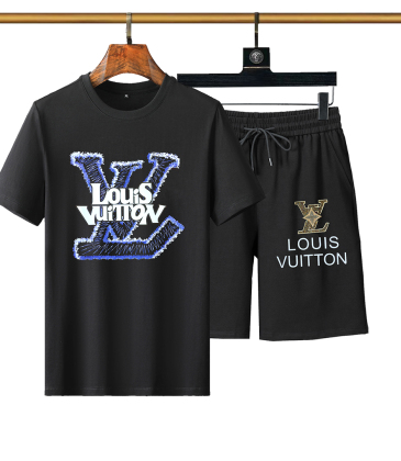Louis Vuitton tracksuits for Louis Vuitton short tracksuits for men #999936054