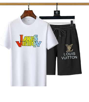 Louis Vuitton tracksuits for Louis Vuitton short tracksuits for men #999936057