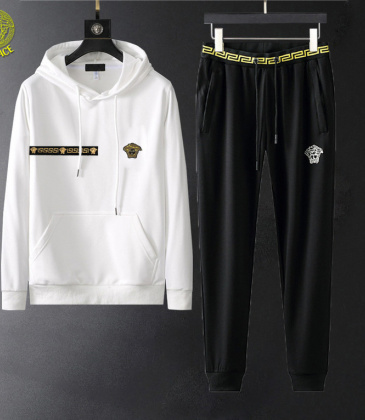 versace Tracksuits for Men's long tracksuits #999926621