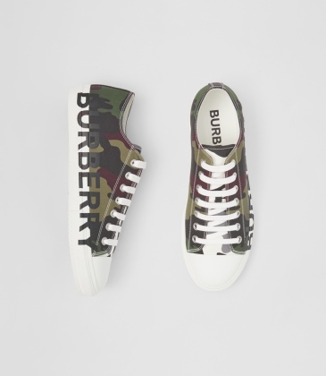 Burberry Shoes for Men's Sneakers #999902637