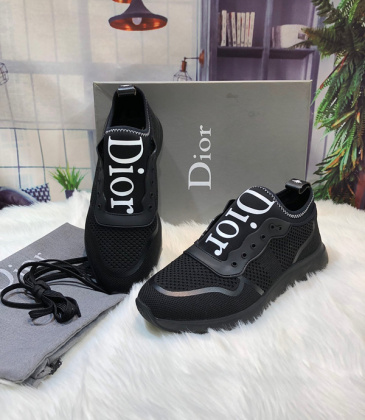 Dior Shoes for Men's Sneakers #9122471