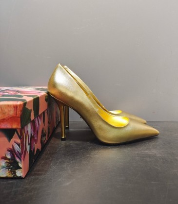 Dolce &amp; Gabbana Shoes for Women's D&amp;G gold sandal #A31604