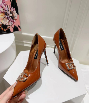Dolce &amp; Gabbana Shoes for Women's D&amp;G gold sandal #A31609