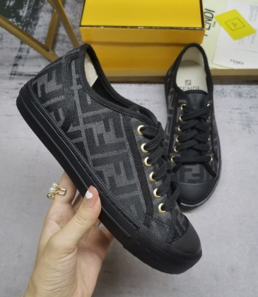 Fendi shoes for men and women Fendi Sneakers #999927171