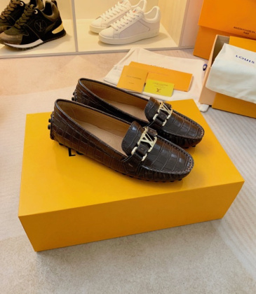 Louis Vuitton Shoes for Women's Louis Vuitton Sneakers #999925721