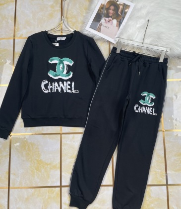 Chanel 2022 new Fashion Tracksuits for Women #999928215