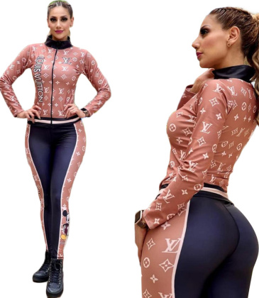 Louis Vuitton 2022 new Fashion Tracksuits for Women #999927682
