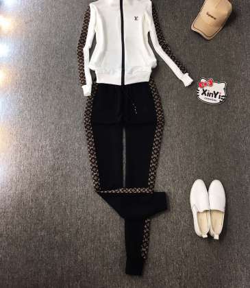 Louis Vuitton new Fashion Tracksuits for Women #A22408