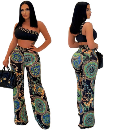 Versace 2022 new Fashion Tracksuits for Women #999927673